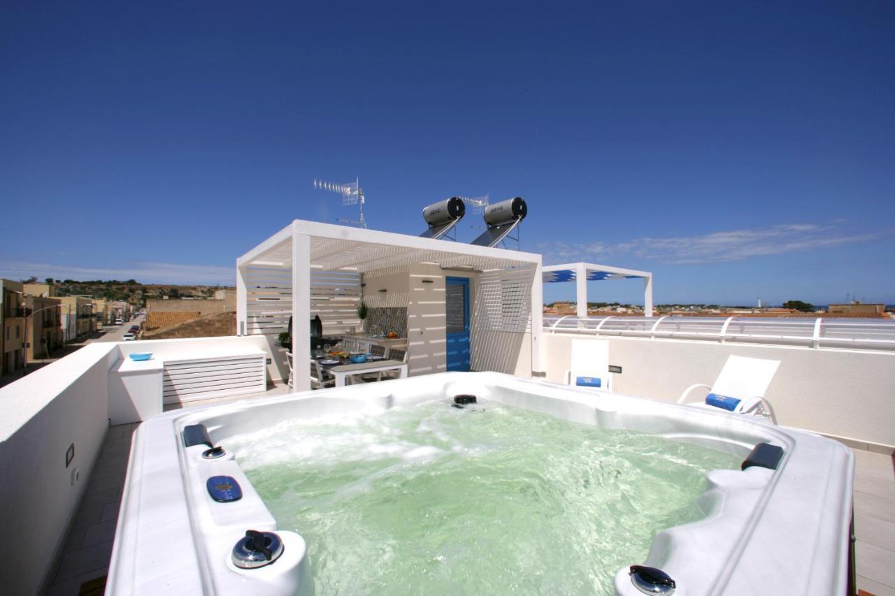 Itaca E Medea - Appartamenti Con Idromassaggio In Terrazza Сан-Вито-Ло-Капо Экстерьер фото