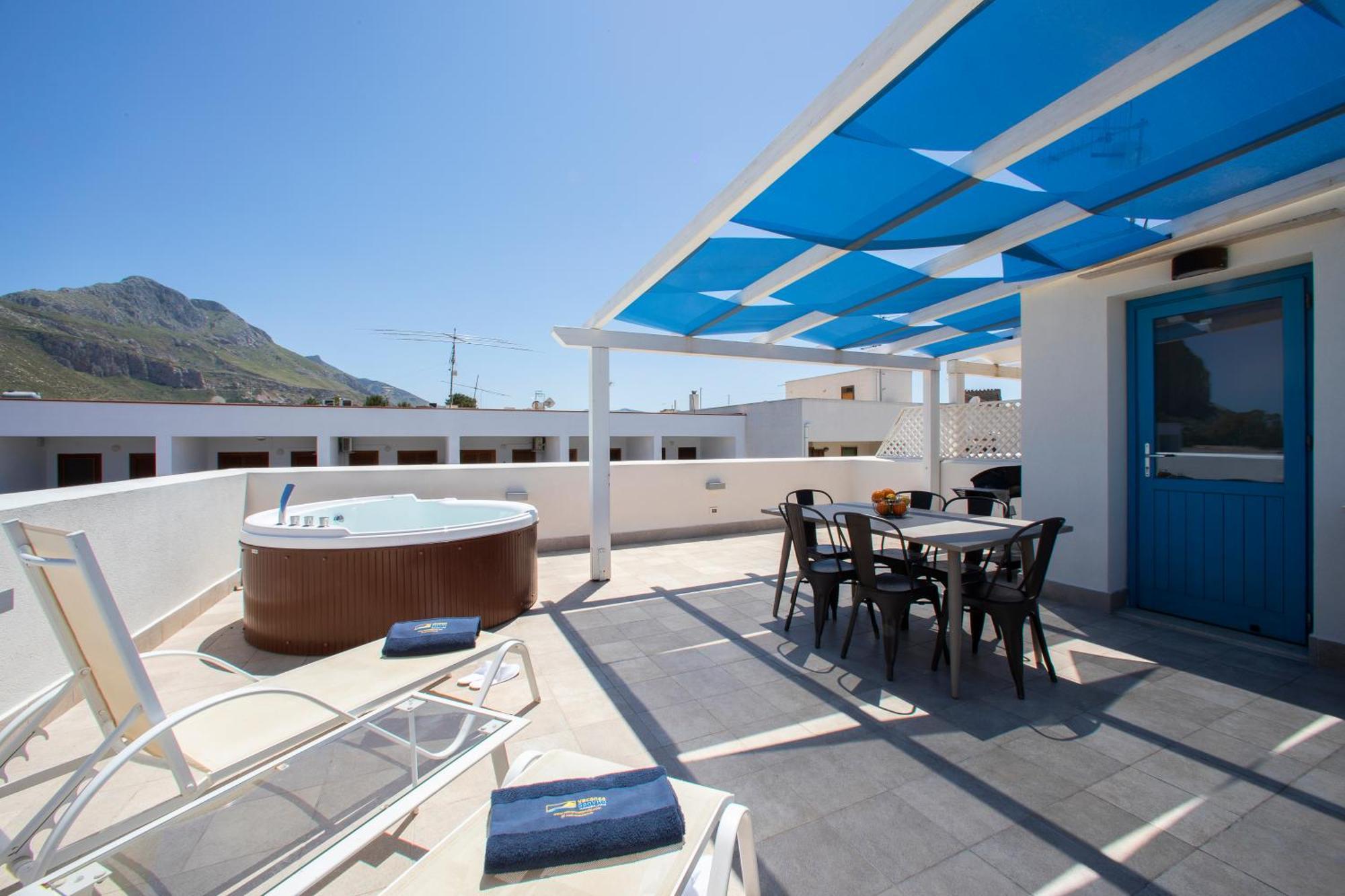 Itaca E Medea - Appartamenti Con Idromassaggio In Terrazza Сан-Вито-Ло-Капо Экстерьер фото